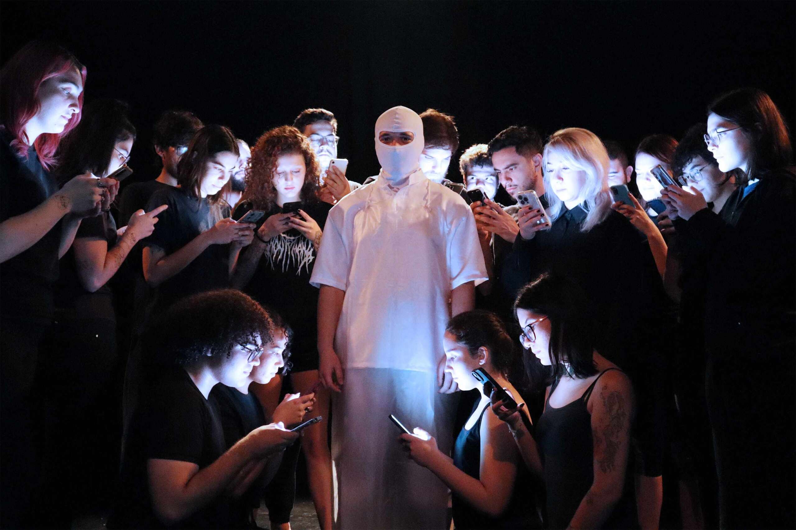 MOSTRA MEDIAL DO FÁBRICA REUNE MAIS DE 100 ALUNOS