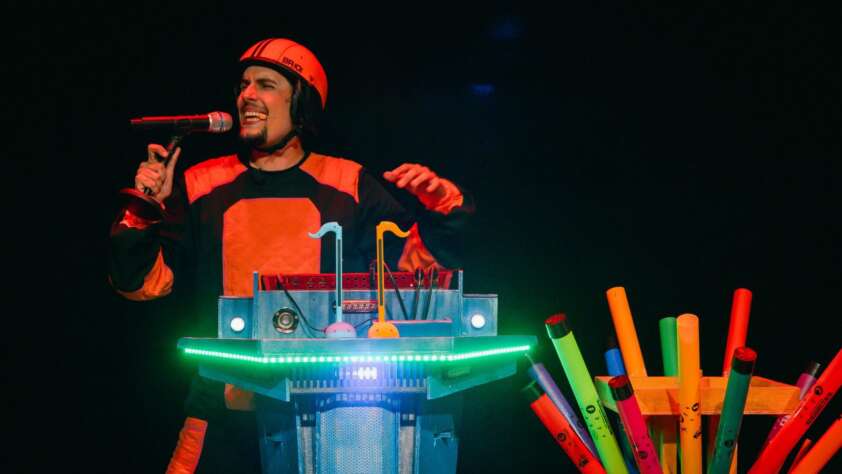 ESPETÁCULO INFANTIL ABRE A TEMPORADA 2026  DO FÁBRICA